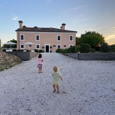 Manor In Marche Near Adriatic Beaches * 摩萨诺